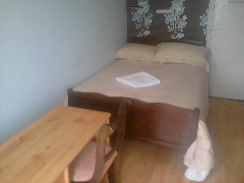 Trevelyan Hotel Douglas Room photo