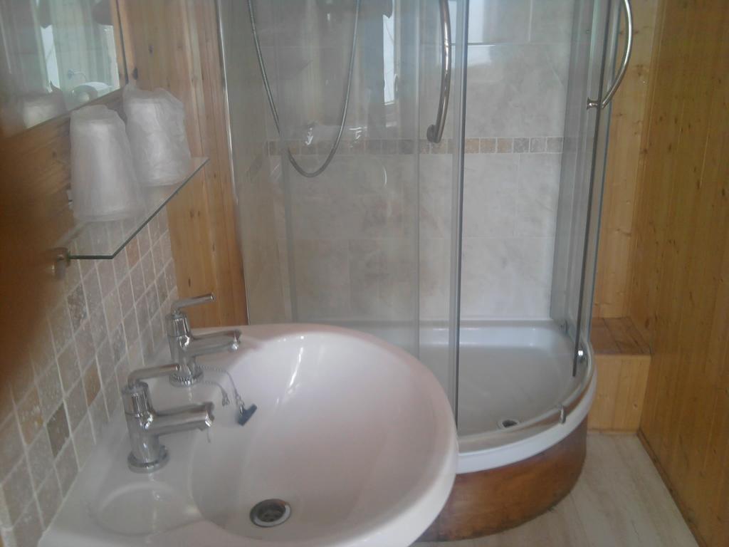 Trevelyan Hotel Douglas Room photo