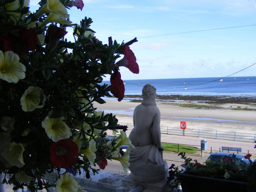 Trevelyan Hotel Douglas Room photo